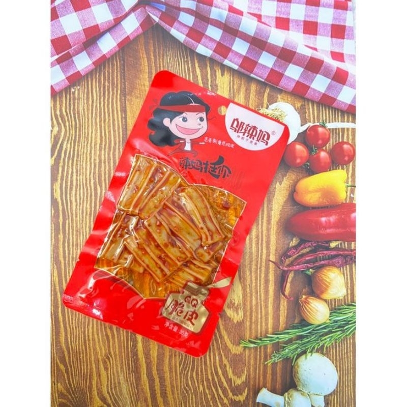 

HALAL LATIAO MINI 35GR SPICY MANIS