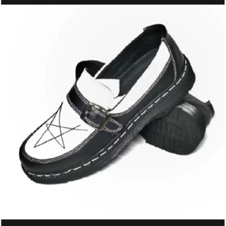 Sepatu Penny Loafers Docmart Bintang Hitam Putih Vintage Pria Wanita Formal Casual