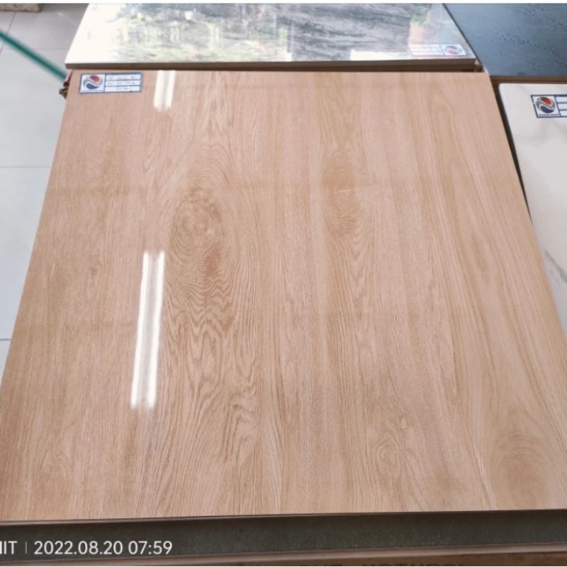 granit lantai 60x60 motif kayu glosy Glazed polished