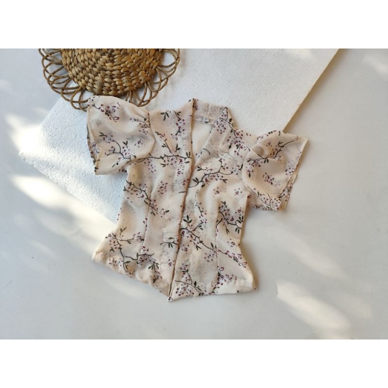 Kebaya Anak Sifon Korea Motif Bunga Pakaian Adat Bali