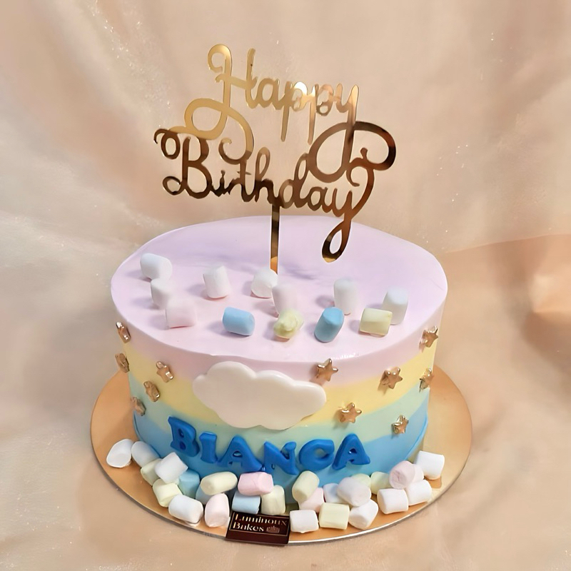 

SIMPLE CAKE WITH MARSHMALLOW AND TOPPER