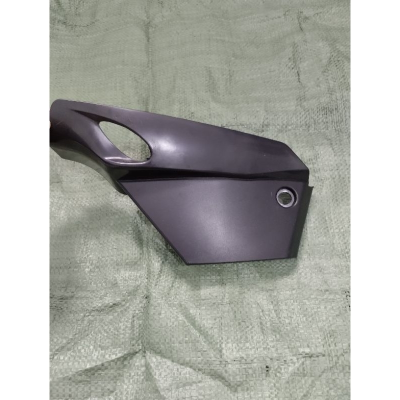 Box Aki Motor Yamaha F1Z R Mentah