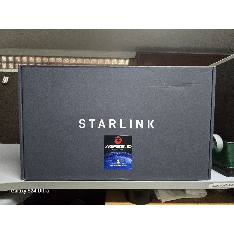 Starlink Standard Internet Kit Satellite