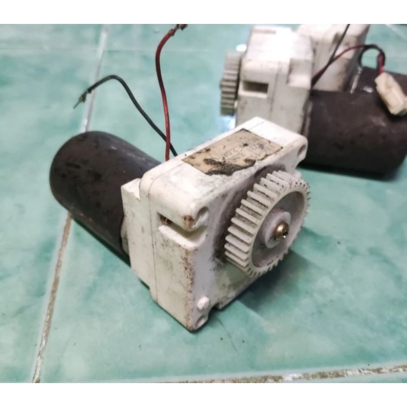 Motor Gearbox FH6-1538 2A Dc 12-24volt -68Rpm