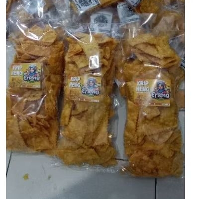 

KRIPIK BAWANG / KRIPIK PANGSIT 500 gr. BLADO PEDAS DAN ORIGINAL