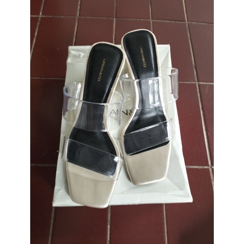 urban&co sandal wedges urban n co wedges charlote sandal kondangan warna gold preloved