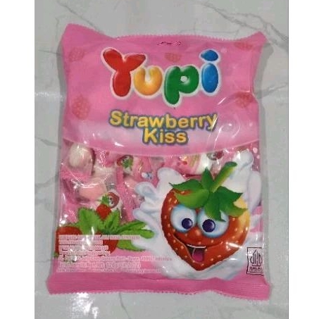 

Yupi Strawberry Kiss 120gr | Snack Anak ultah | Permen