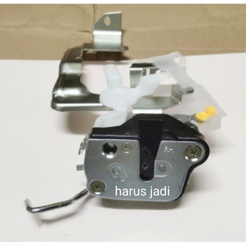 door lock pintu Mitsubishi canter
