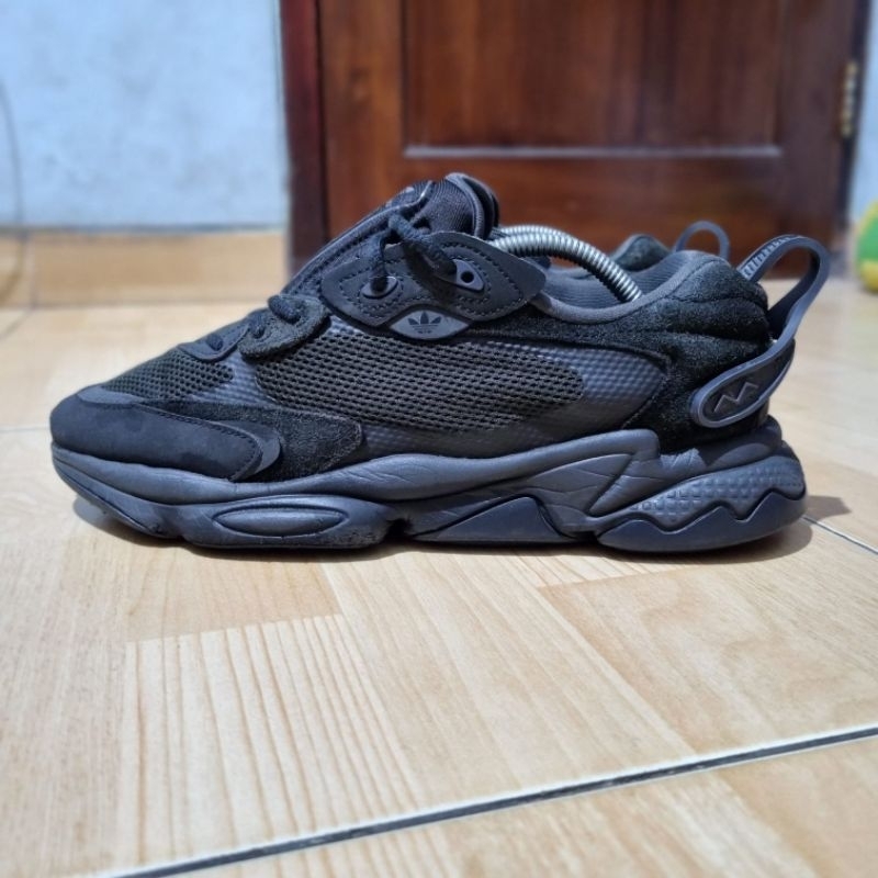 adidas ozweego meta size 44