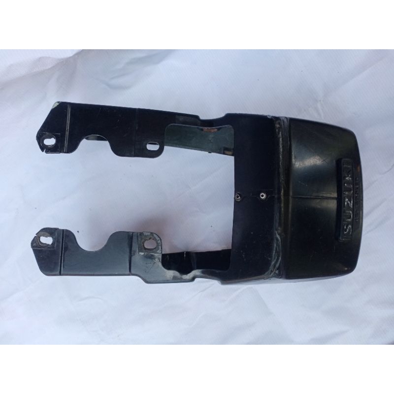 Body belakang Suzuki rc100