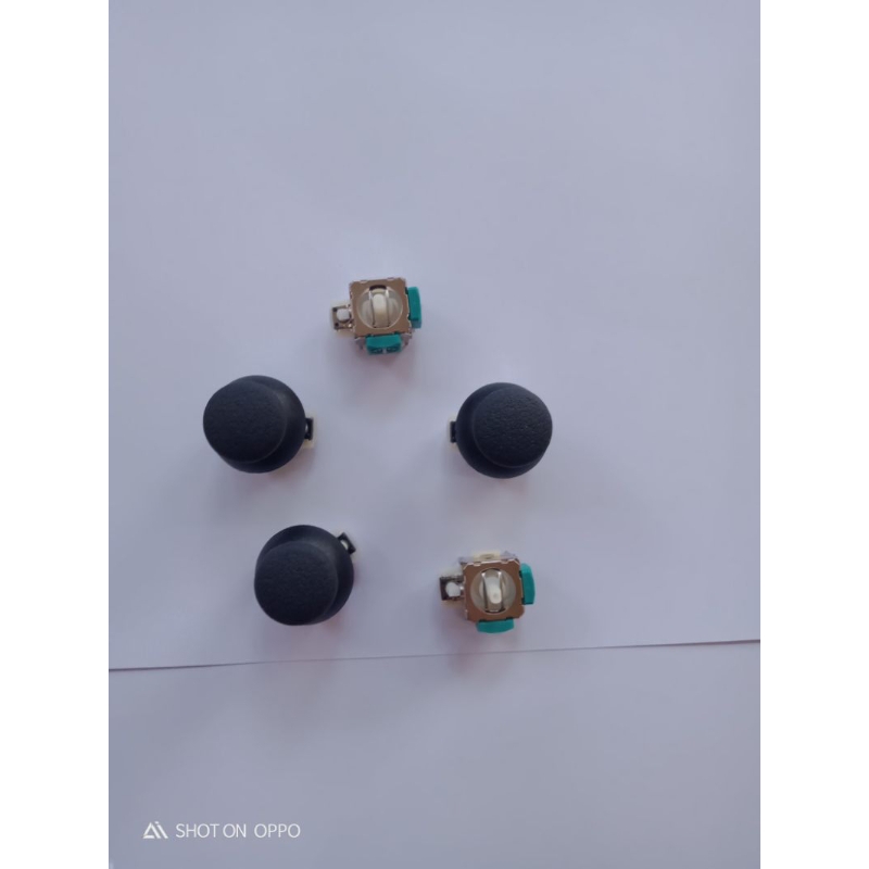 TOMBOL ANALOG STIK PS2/3 PLASTIK SONY/ANALOG STIK PS2 SONY