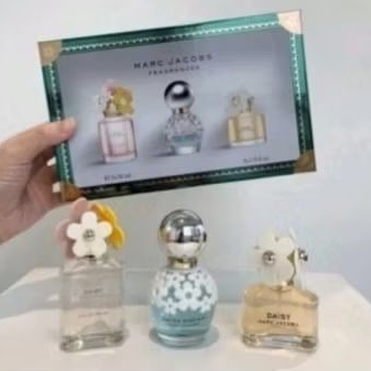 Parfum Daisy Marc Jacobs Miniatur Set (1paket isi 3pc)