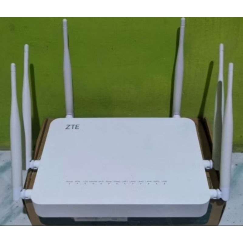 ZTE F670/PREMIUM-ANTEN 6 DUAL-BAND 5G PLUS/ADAPTOR