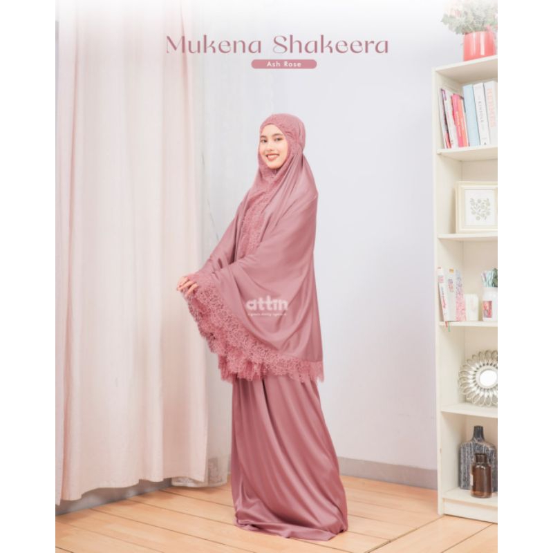 Attin Mukena Shakeera