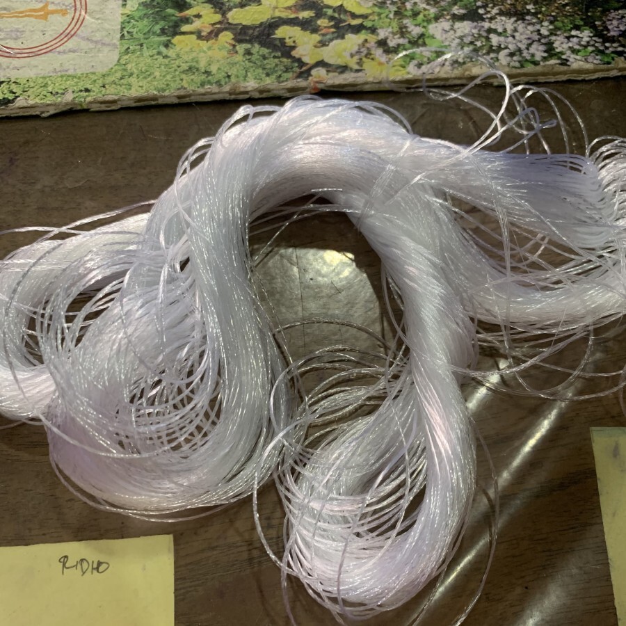 BENANG MILLENIUM ARIDA MOIMOI / BENANG SILUMAN / BENANG JAHIT PUKAT MILLENIUM 10 PLY