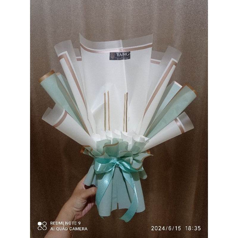 

Buket kosongan / Buket Uang / Buket Snack / Wajib tambahkan Kardus Packing