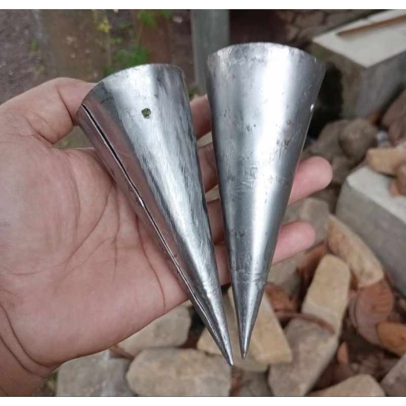 alat bertani kelontong atau gajek bahan besi tebal alat tanam jagung