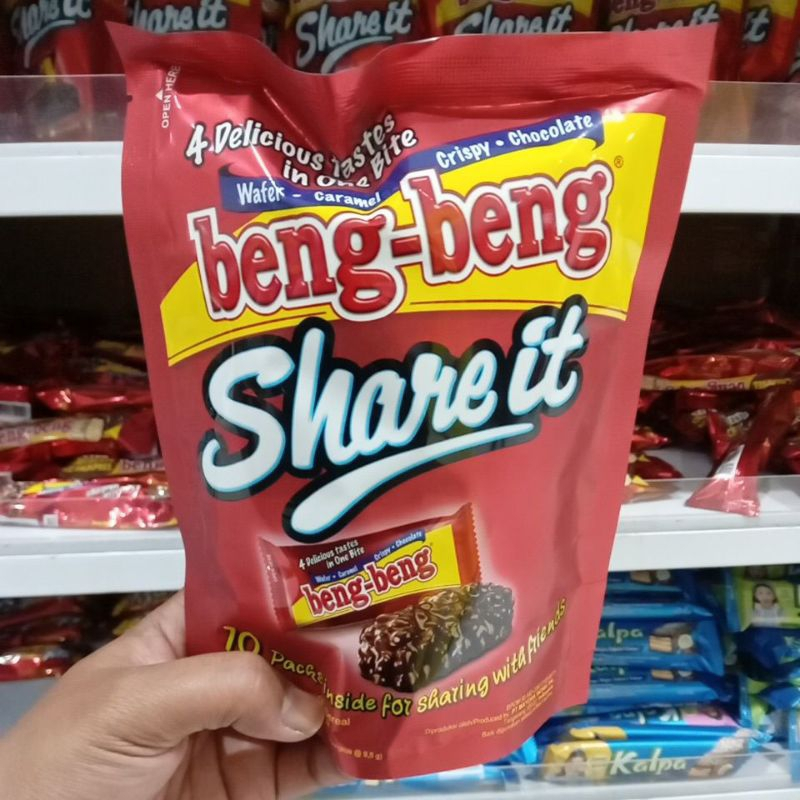 

Beng-Beng Beng Beng ShareIt Share It 10×9,5gr Isi 10 Pieces