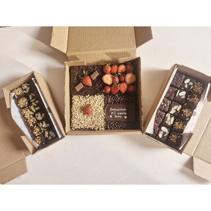 

brownies birthday 20x20cm