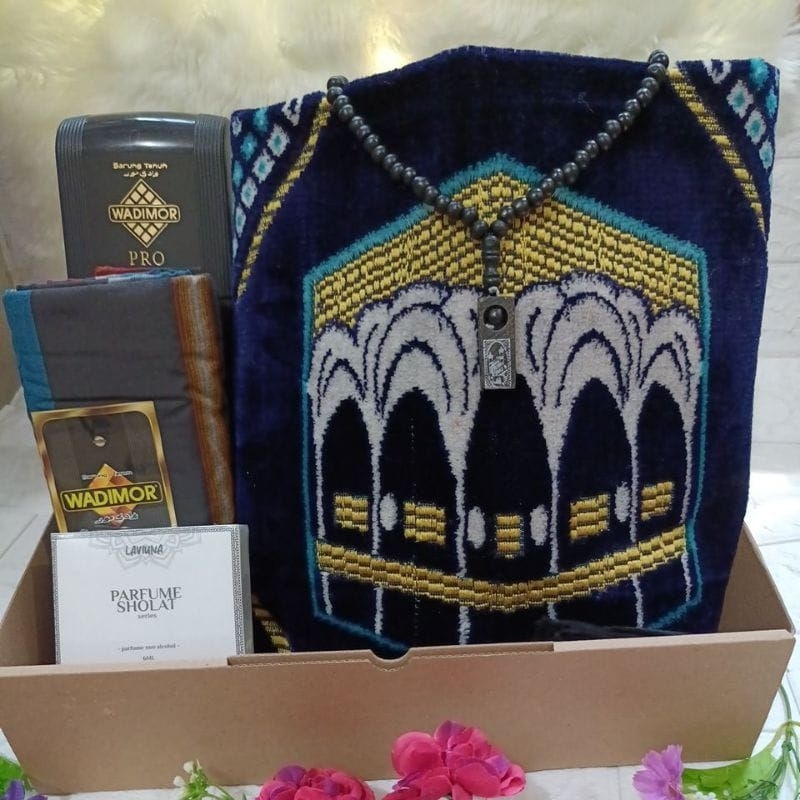 

[HAMPERS AKHWAN SET] HAMPERS SAJADAH TASBIH SARUNG PARFUM SHOLAT Hampers Idul Fitri Hampers Sholat Hampers Cowok Hampers Sajadah Hampers Lebaran Hadiah Pria Hadiah Cowok Hampers Murah Kado Sajadah Kado Pria Kado Cowok Kado Premium Hampers Premium