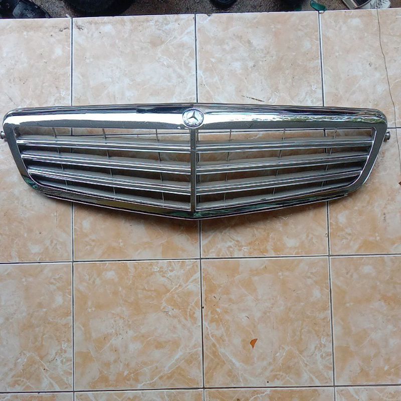 gril Mercedes Benz w204 th 2008 2014