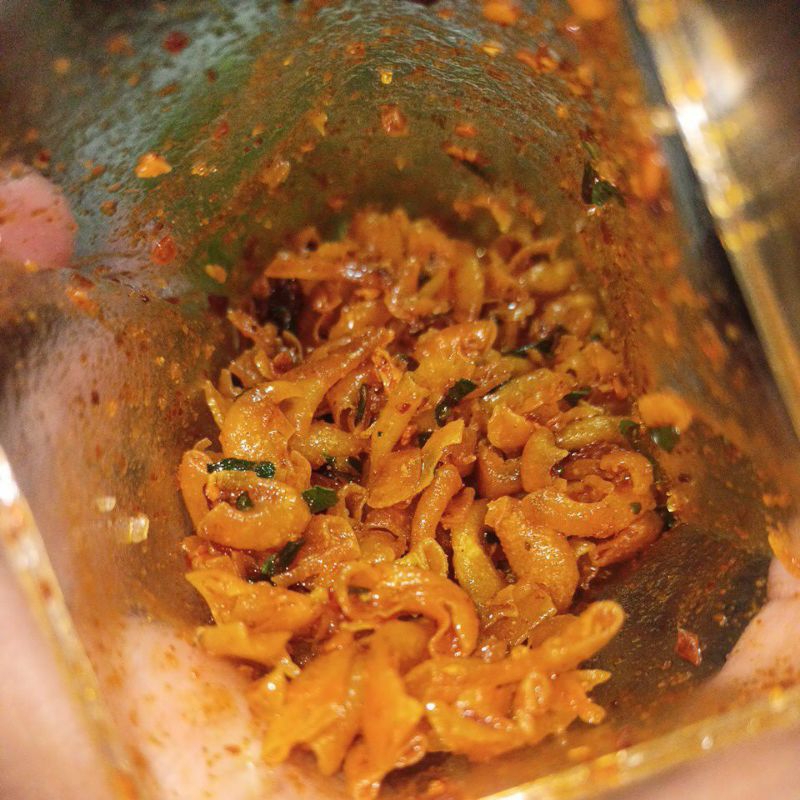 

MAKABLAK | MAKARONI SEBLAK DAUN JERUK 200 g, makaroni rasa seblak, makaroni pedas rasa seblak daun jeruk