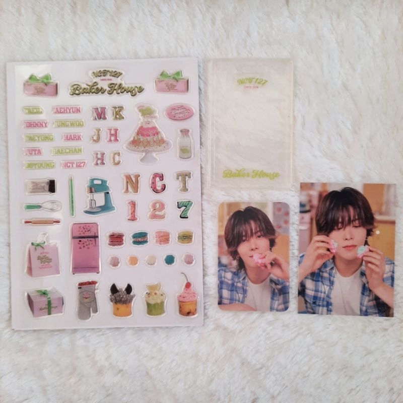 NCT 127 MD Baker House Yuta Photo Holder + Epoxy Sticker