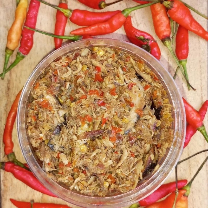 

oseng tuna asap pedas suwir enak mantab 200gr