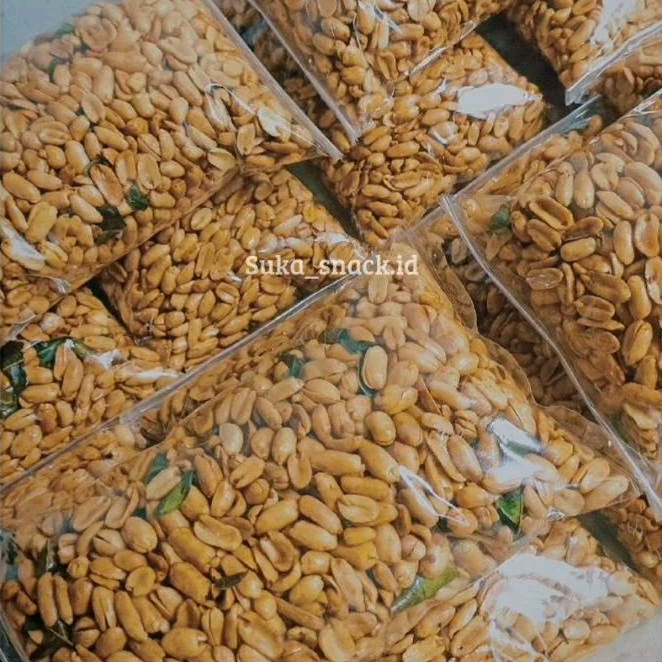 

Kacang Gawil Extra Daun Jeruk Spesial Rasa 500 Gram