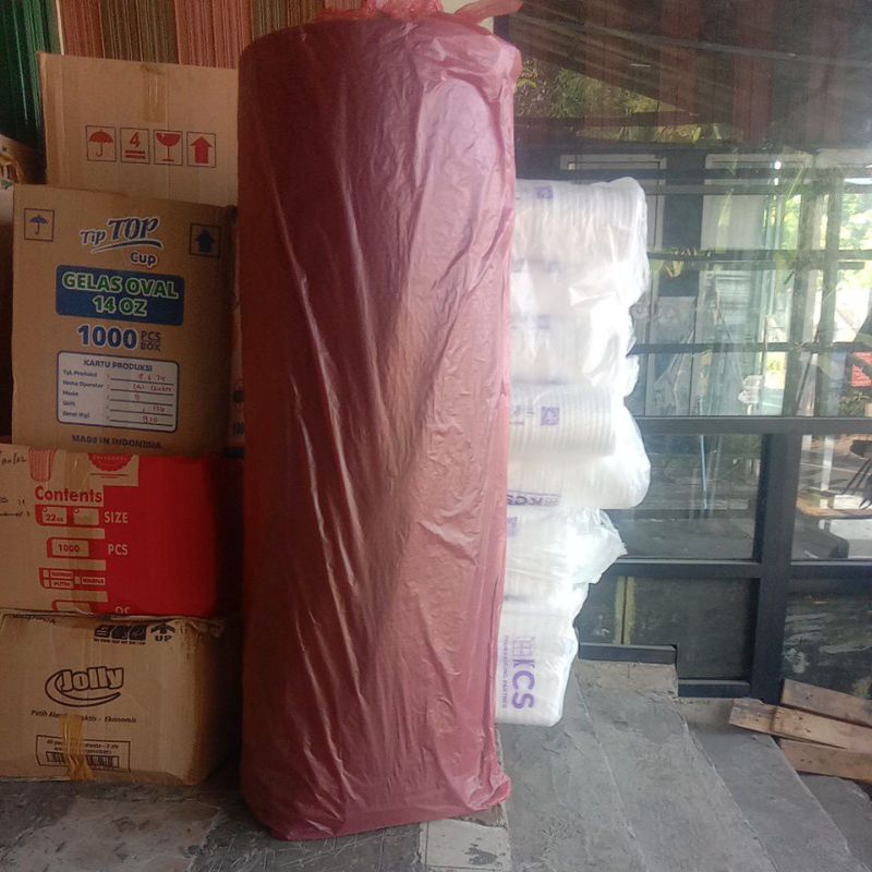 

Bubble Wrap Hitam NG 3kg (125cm x 50m)