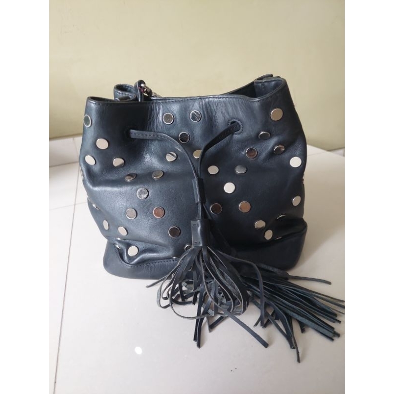 Tas Sling Serut Dissona