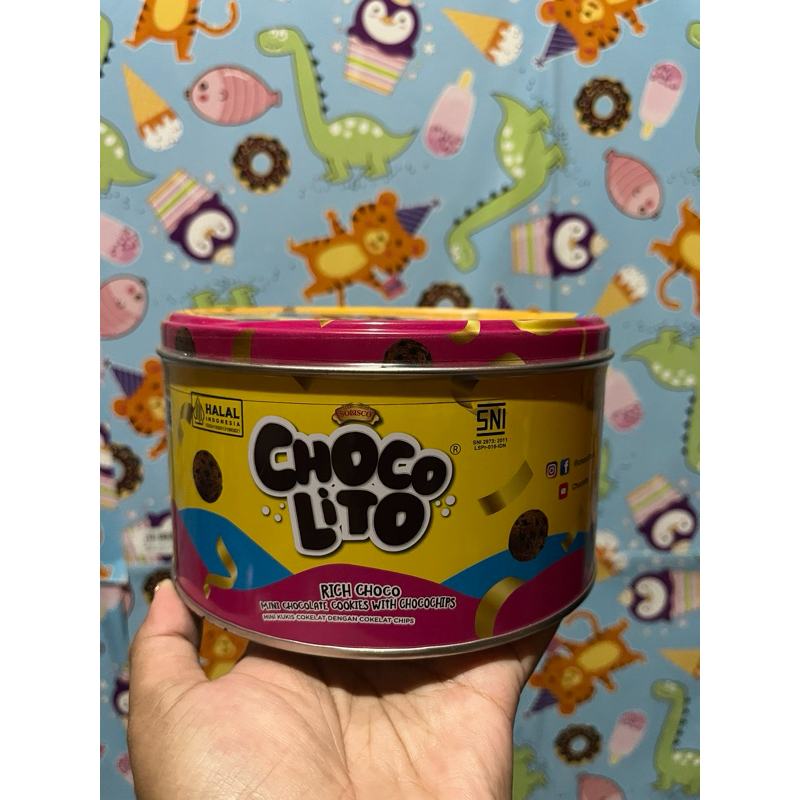 

Choco Lito Mini chocolate cookies with chocochips 150g kaleng