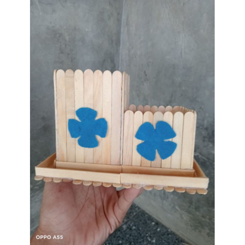 

tempat pensil dari stik es krim prakarya