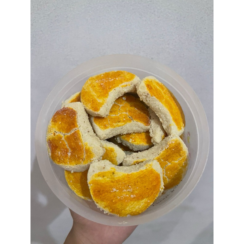 

Kue Kacang