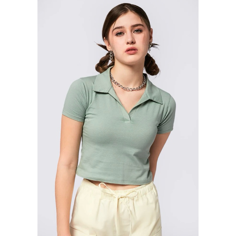 Colorbox V-Neck Polo Crop Top lengan Pendek