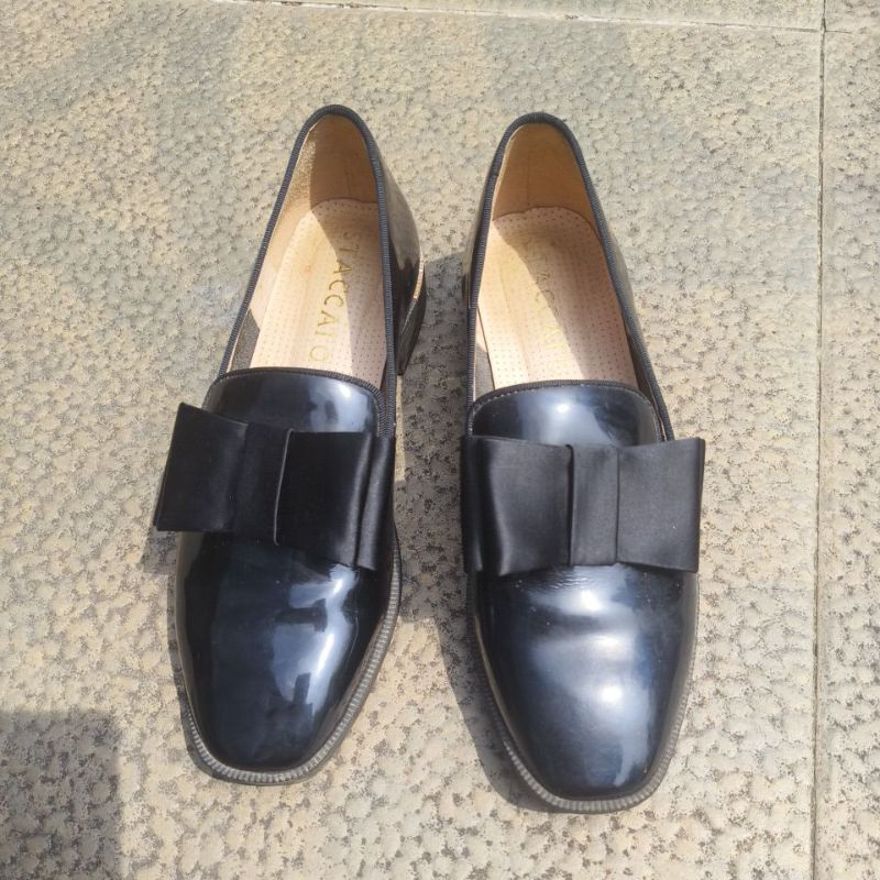 Preloved Sepatu Loafer Staccato