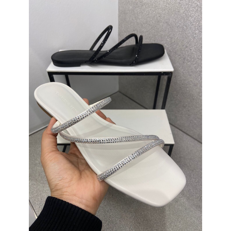 Sandal wanita flat charles&keith original