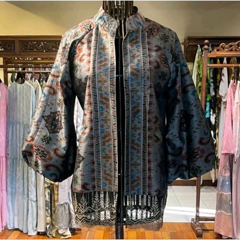 Queen Coat Limar Renda by Dian Pelangi LIMITED EDITION Outer Cardigan Blazer Bolero Cardi Outfit For