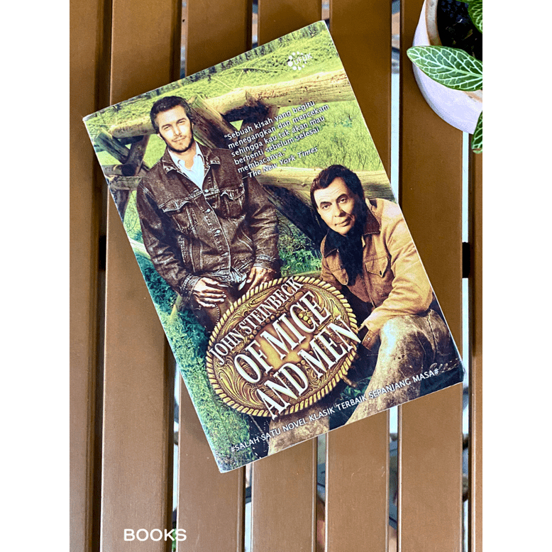 Buku Novel Of Mice and Men - John Steinbeck (Preloved/Bekas)