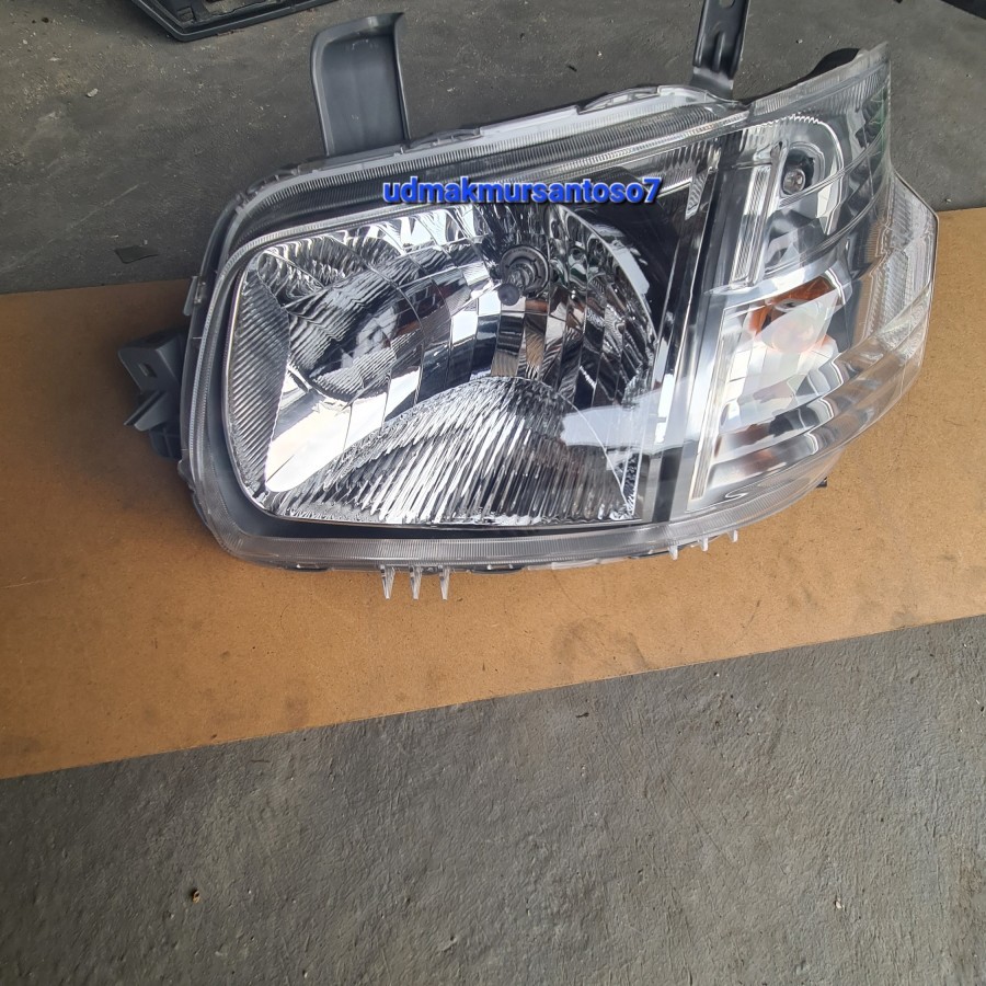 Headlamp Daihatsu grandmax original