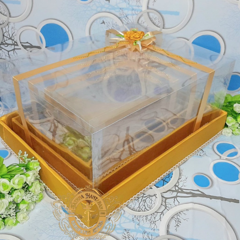 

FG2 Kotak Hantaran Mika Pita Paket Lengkap Isi 4 pcs Tampilan Mewah Praktis Dan Elegan