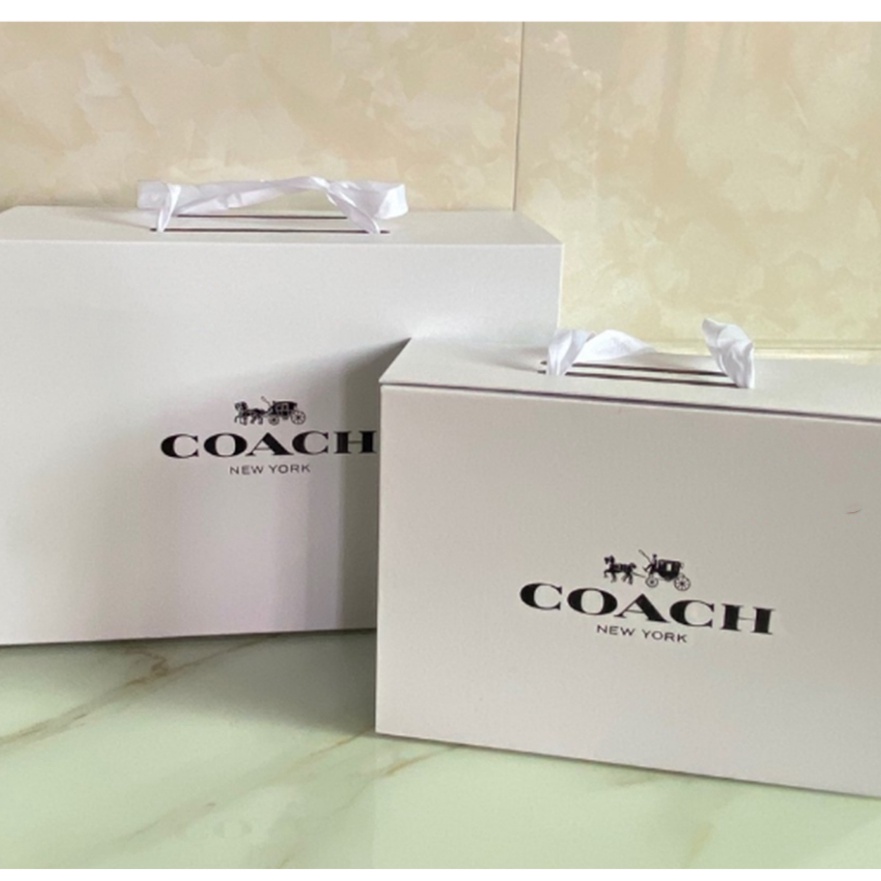 

Terkini TB Coach Gift Box Original Carton Gift Box Folding Box Highend Carton