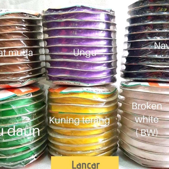 

Terjangkau Pita Bisban Polos Satin isi 36 yard STAR Satin Bias Tape per 1 pack isi 1 rol