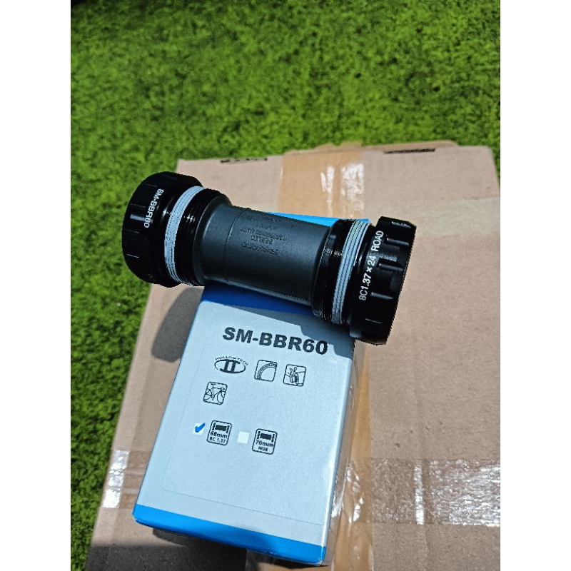 BB shimano ultegra SM-BBR60 japan