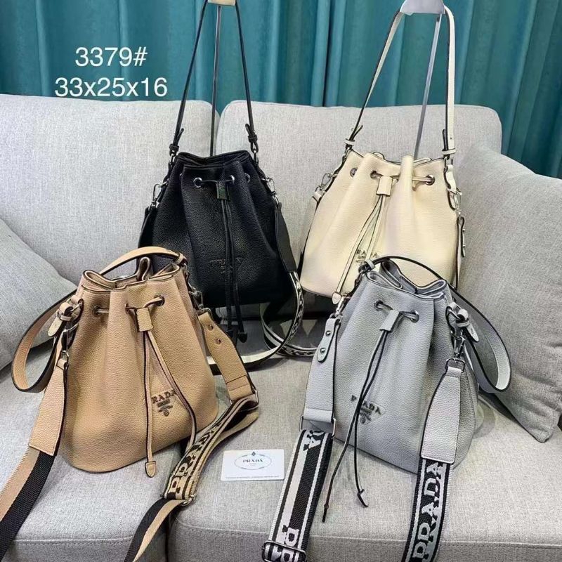 Handbag Prada serut / Selempang Prada Serut / Tas Prada bahan kulit jeruk