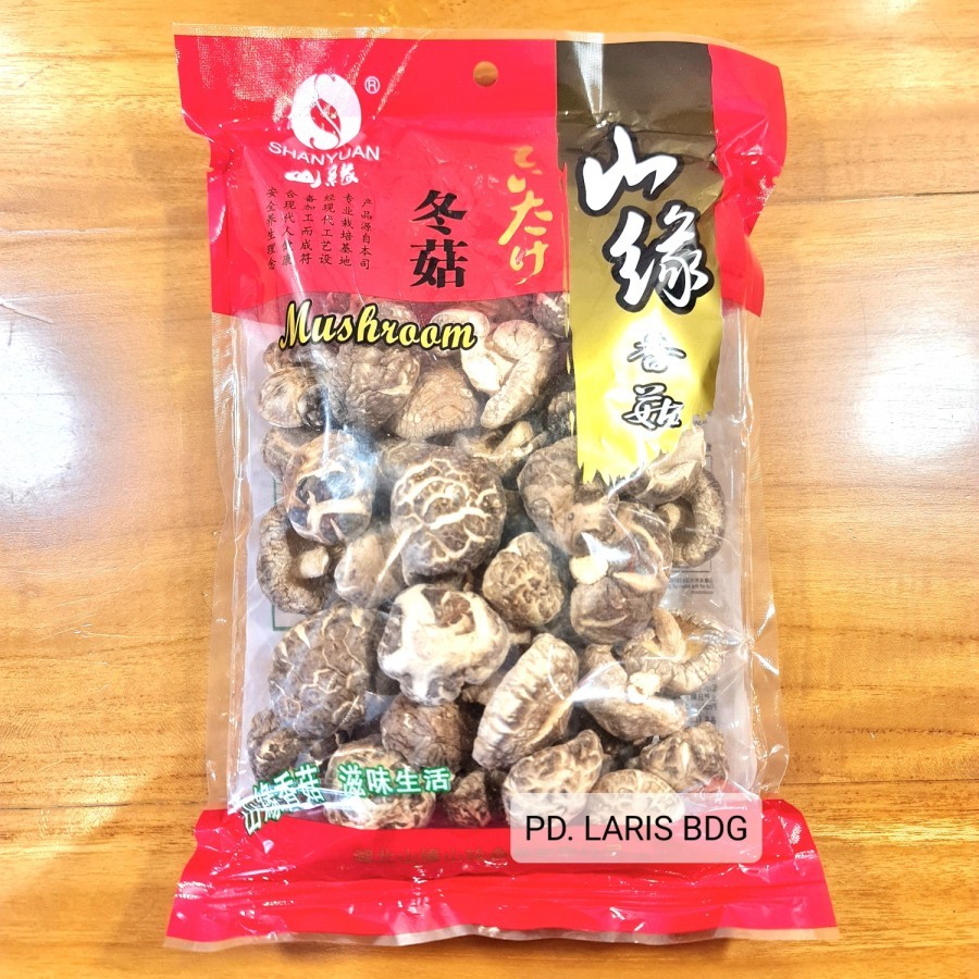 

SHANYUAN JAMUR HIOKO / JAMUR SHITAKE KERING PREMIUM 150GR UKURAN 3-4 (DRIED SHITAKE MUSHROOM)