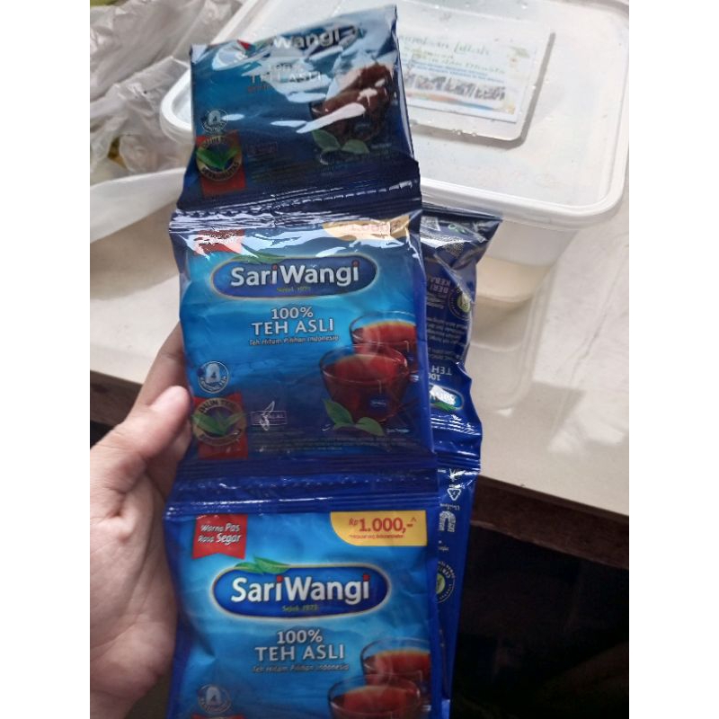 

Teh Sariwangi/ teh Sariwangi sachet/ teh Sariwangi renceng