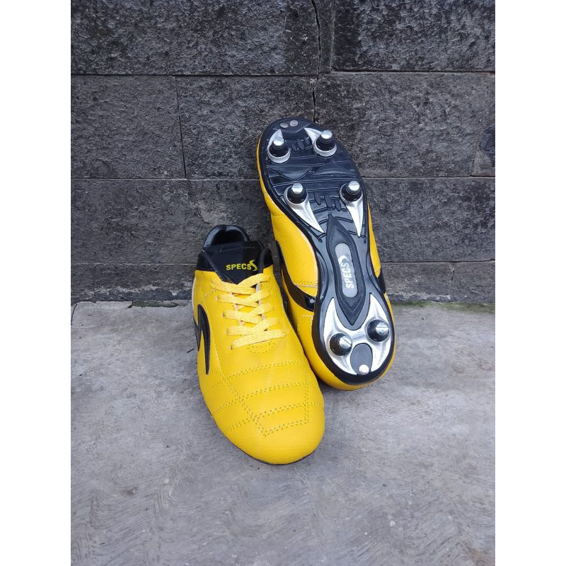 Sepatu Bola Full 6 Besi Kulit Asli