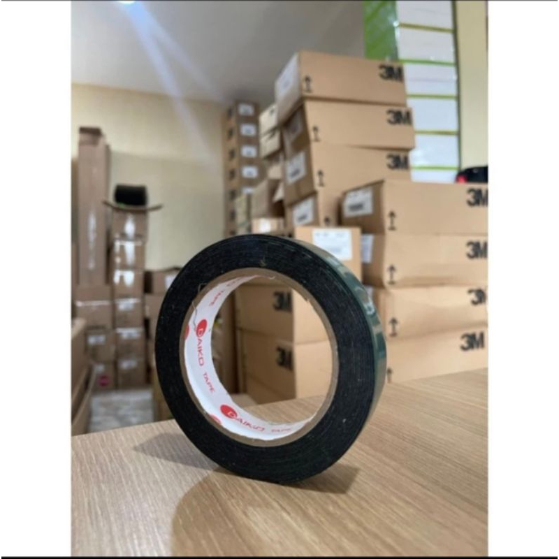 

Daiko double tape Foam 23 mm x 5 meter solatip lakban busa hitam