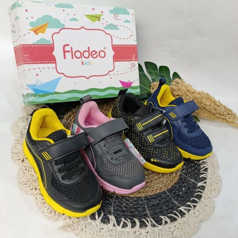KODE R64E  Laila Branded  Sepatu Anak Cowok  Cewek Fladeo Original